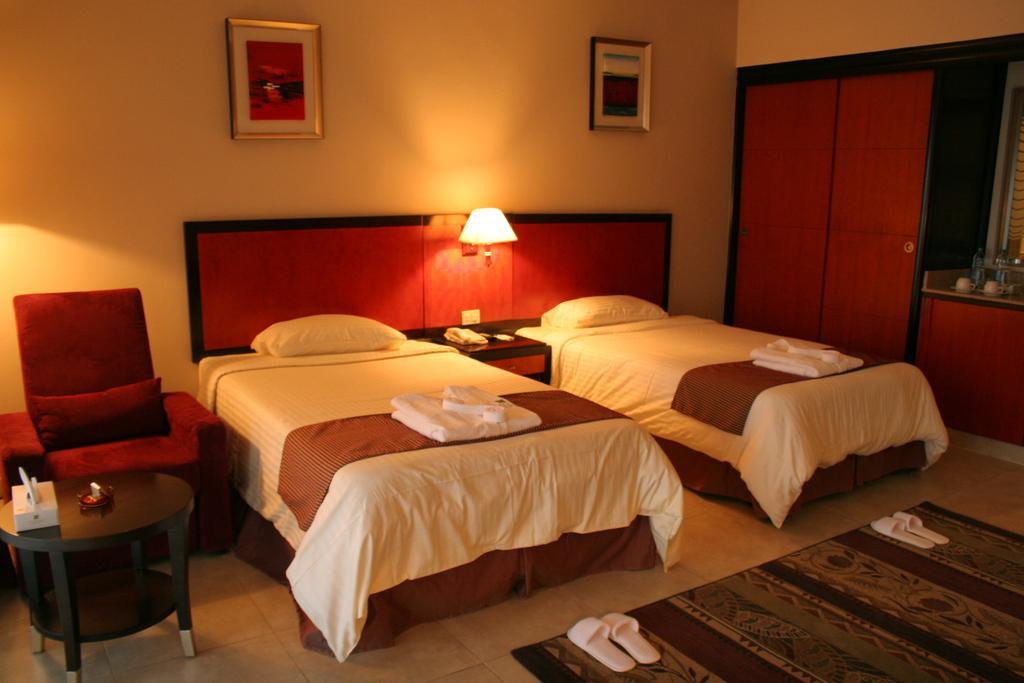 Rehana Royal Beach Resort - Aquapark & Spa - Family & Couples Only Sharm el-Sheikh Room photo